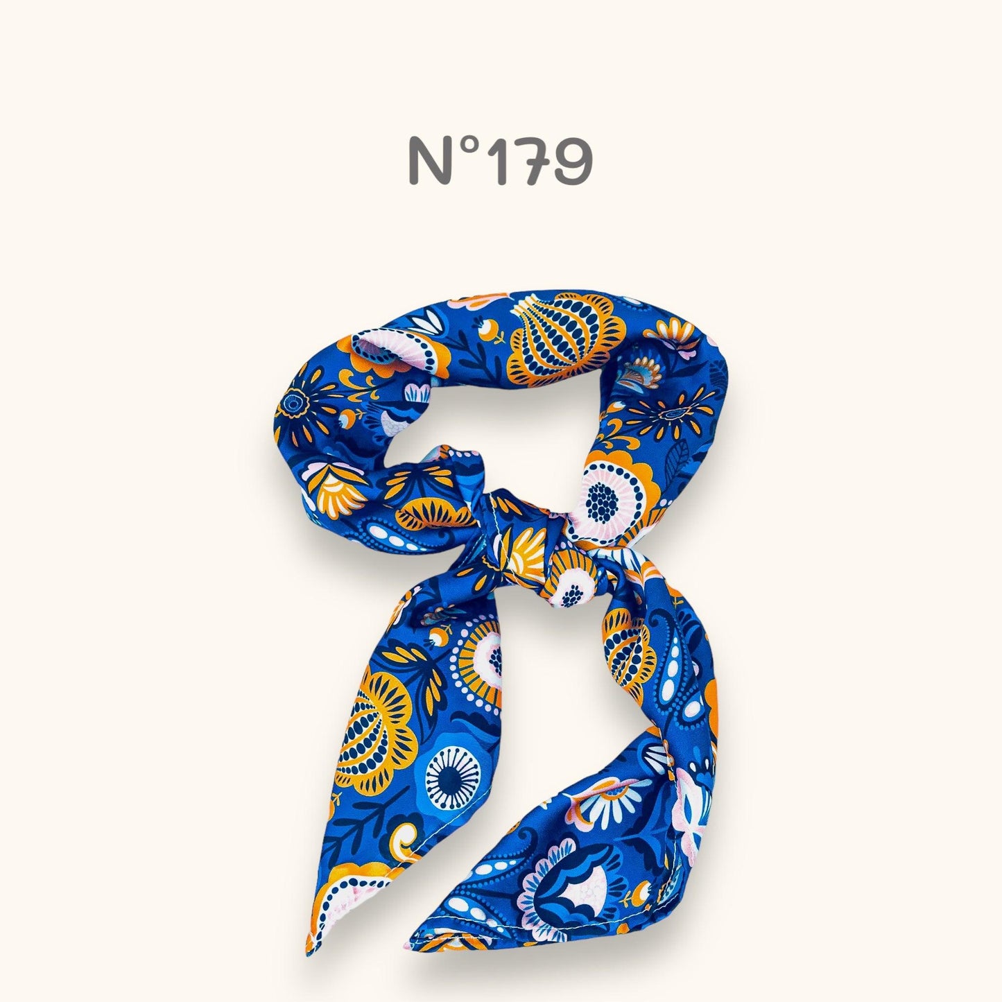 LOREN SCARF